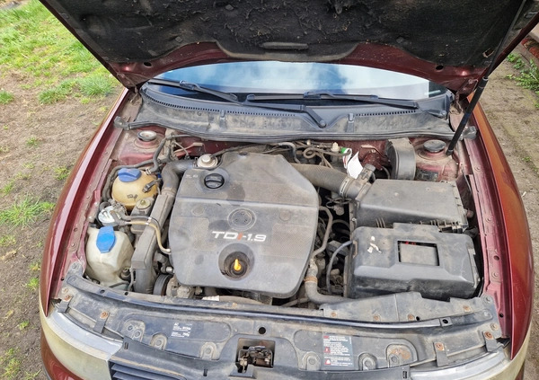 Seat Leon cena 7500 przebieg: 253500, rok produkcji 2002 z Goniądz małe 137